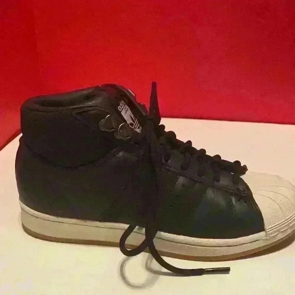 Adidas Blue high top sneakers shell toe sz 5 Boys - Picture 11 of 13